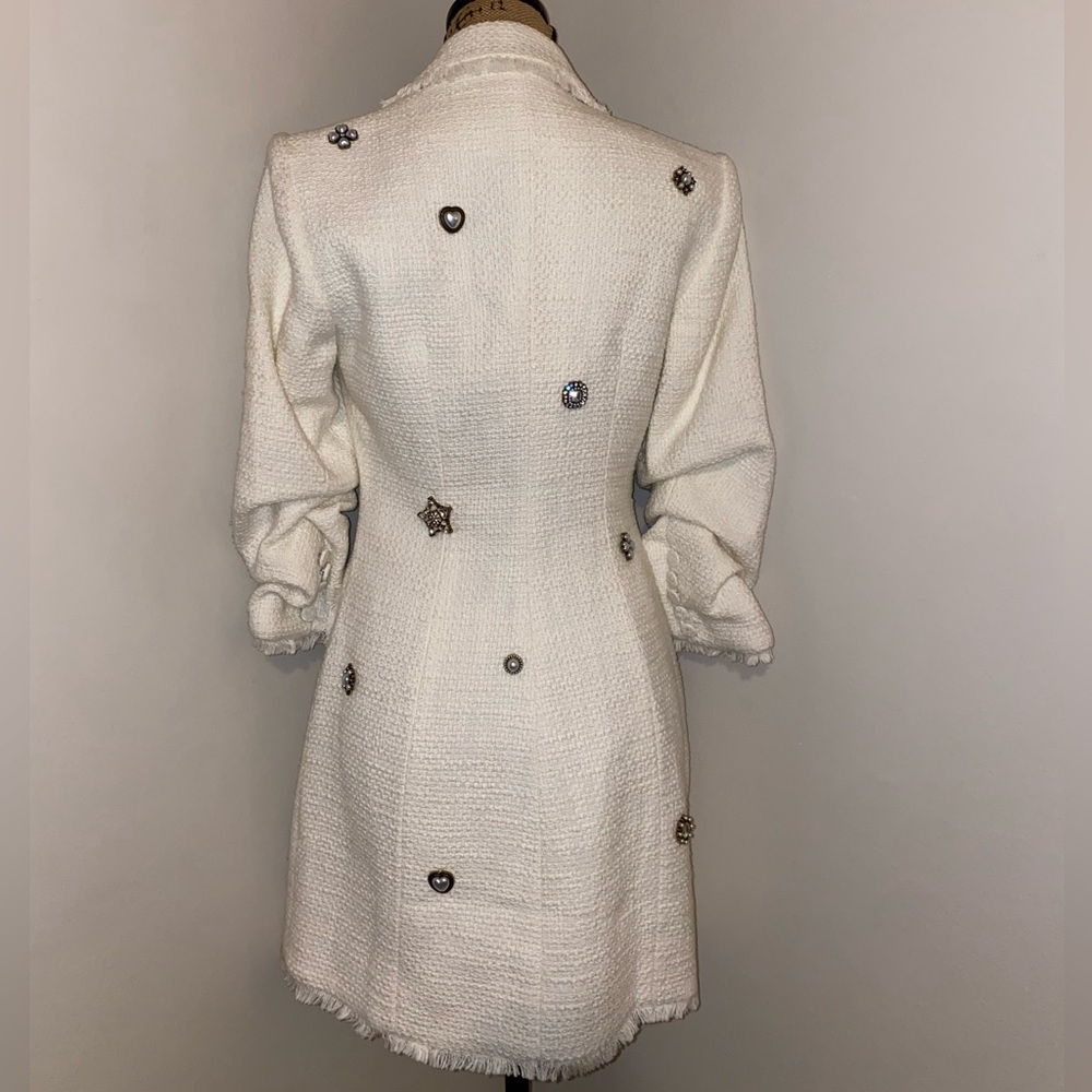 $695 Cinq à Sept Joel Embellished Blazer Dress - Picture 9 of 16
